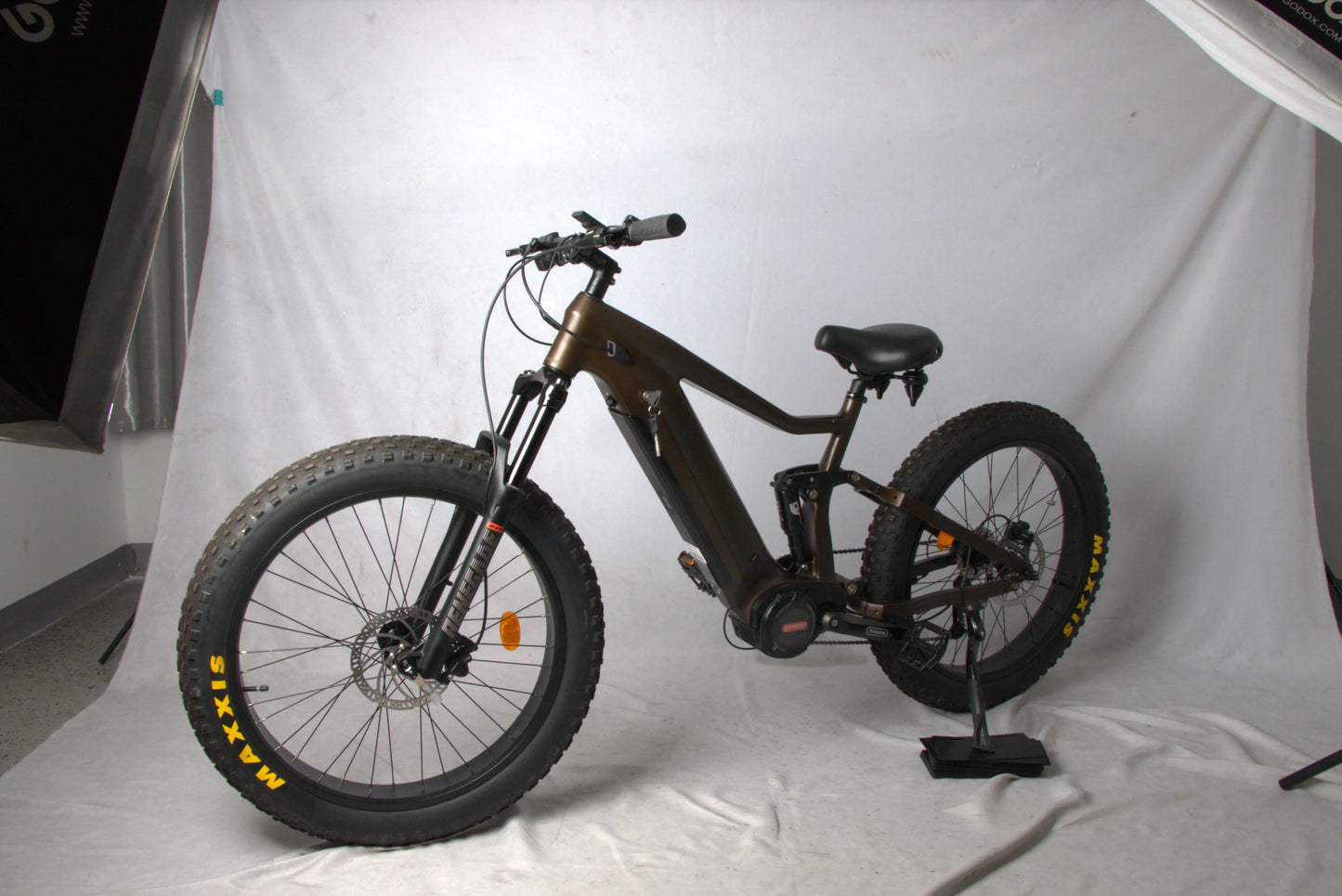 Mid Drive Electric Bike 26'' 27.5'' Mid Drive Ebik 500W 750w 1000w M600 M620 Customized Motor 9 Speed Electro Bikes