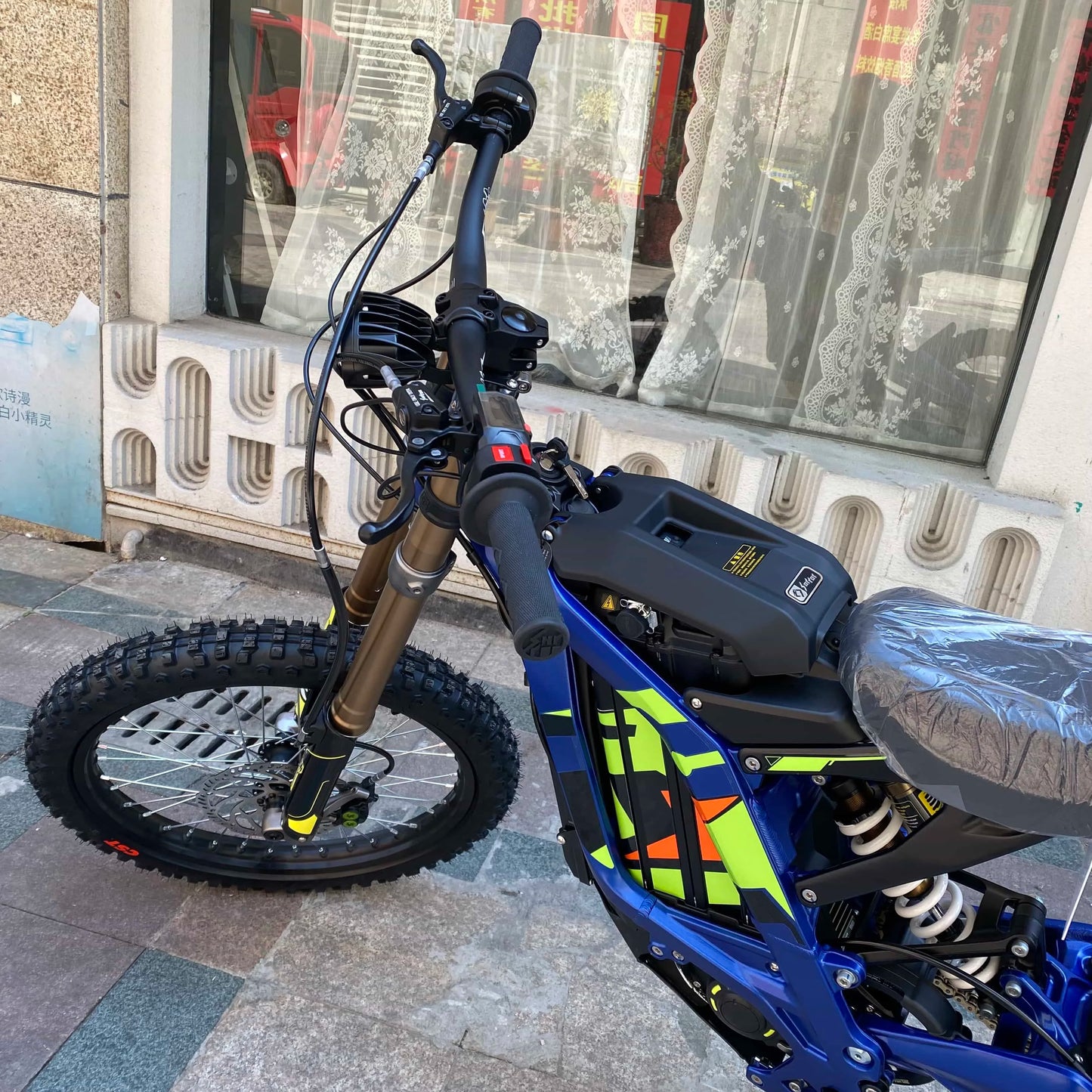 Starye Surron Light Bee X Electric Bike Rear Innovative Off-road Tire 3.00-18  60v 40ah 8000W Electric Dirt Bike LBX Upgrade