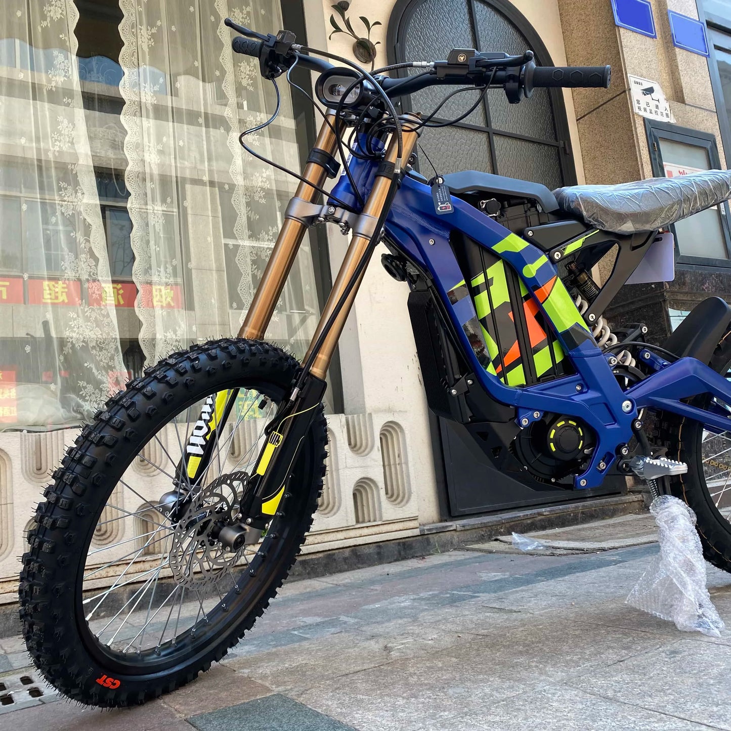 Starye Surron Light Bee X Electric Bike Rear Innovative Off-road Tire 3.00-18  60v 40ah 8000W Electric Dirt Bike LBX Upgrade